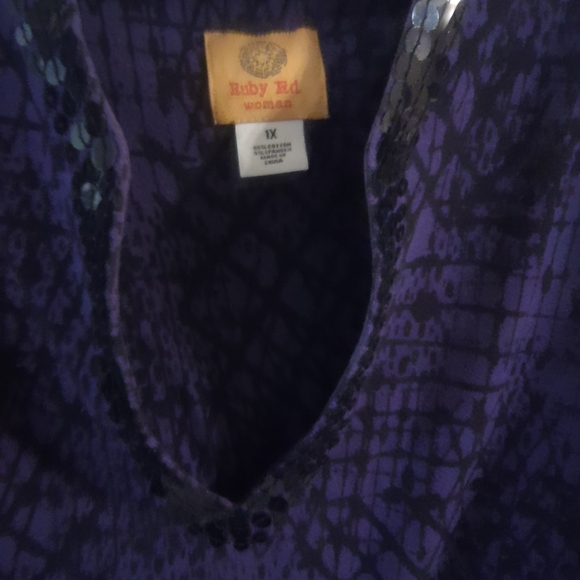 Ruby Rd. Purple Patterned Top - Picture 4 of 8